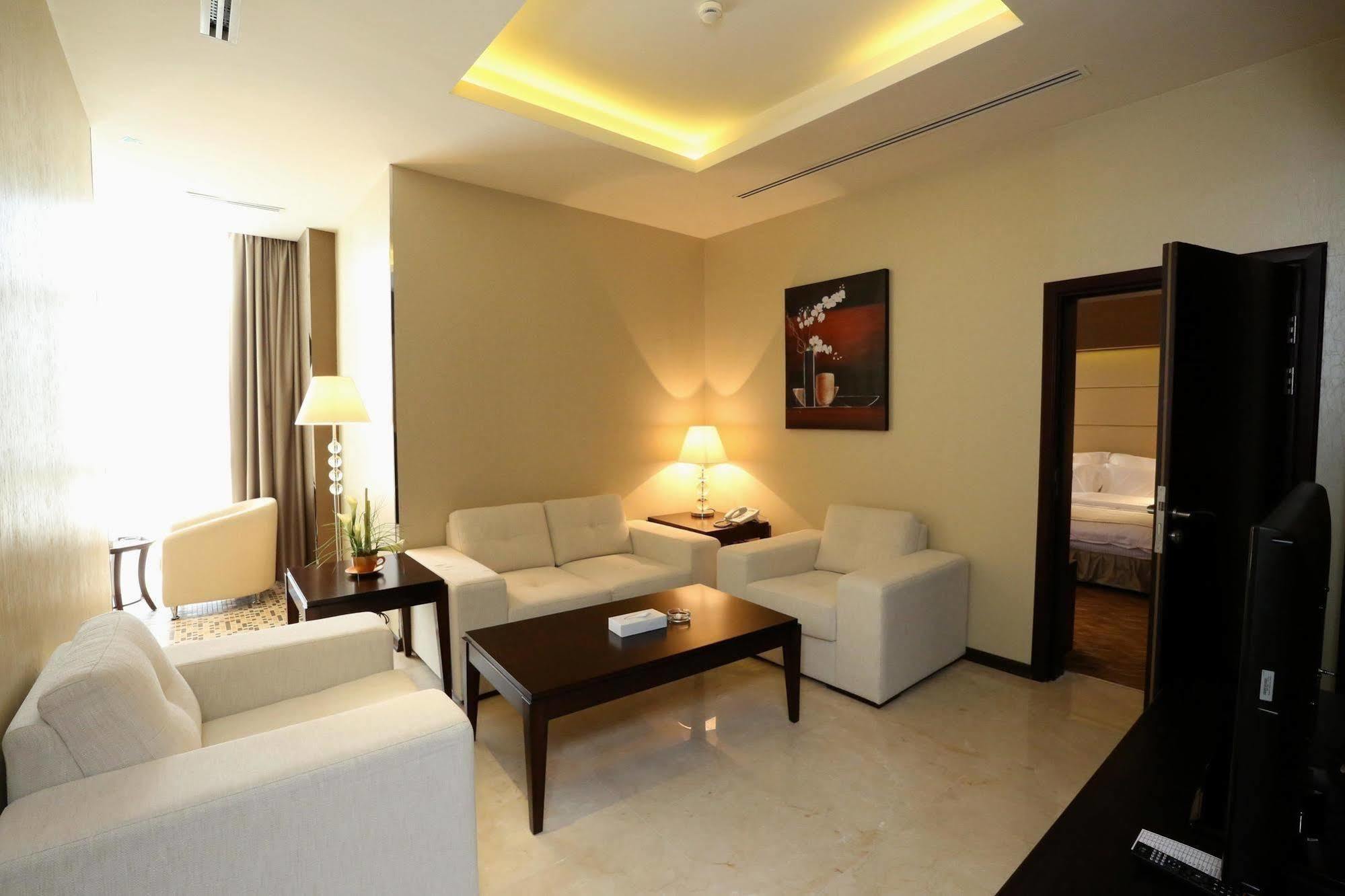 Nehal Hotel Abu Dabi Dış mekan fotoğraf